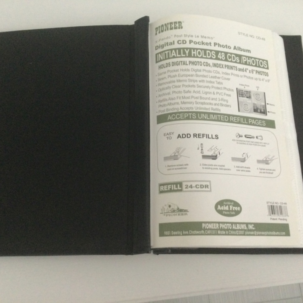 CD or Photo Album Holder